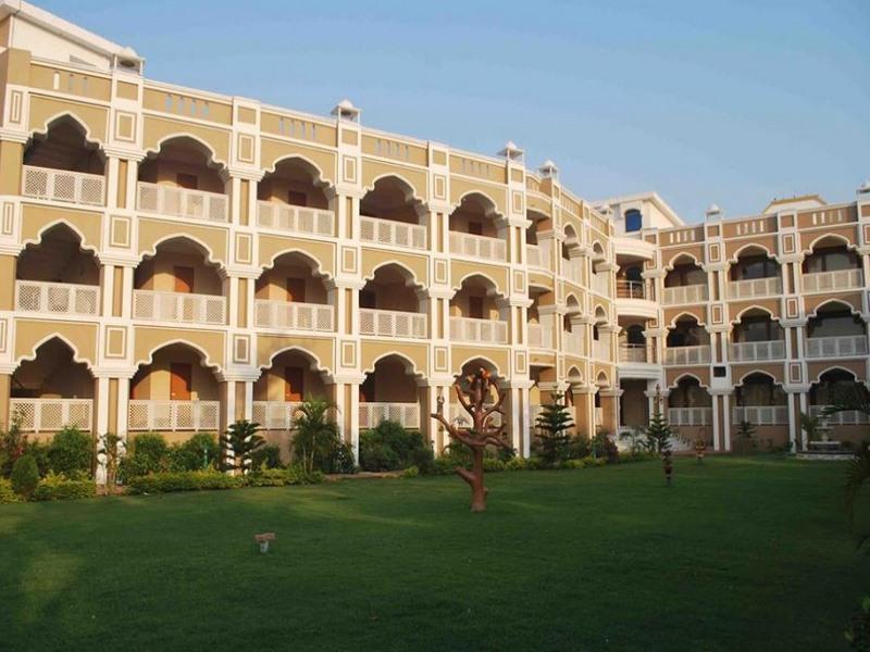 Lucky India Royal Heritage بوري المظهر الخارجي الصورة